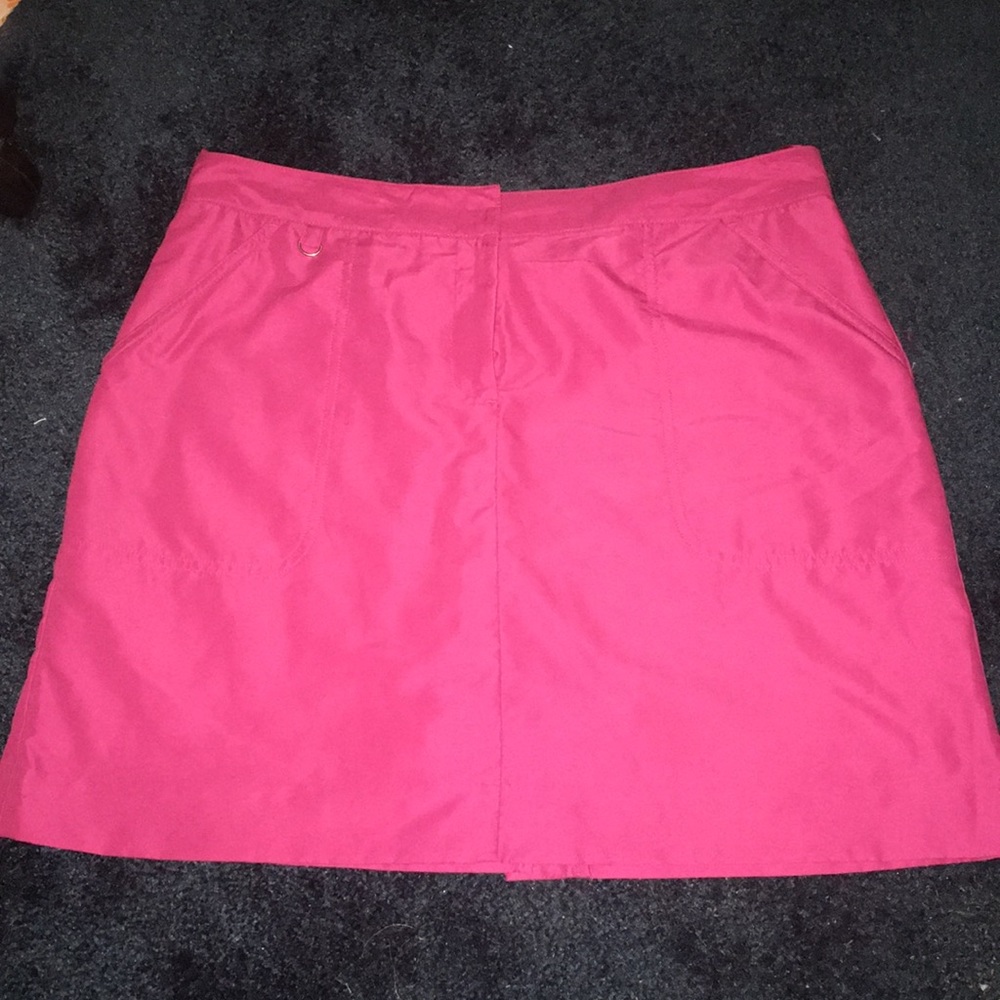 IZOD GOLF SKORT